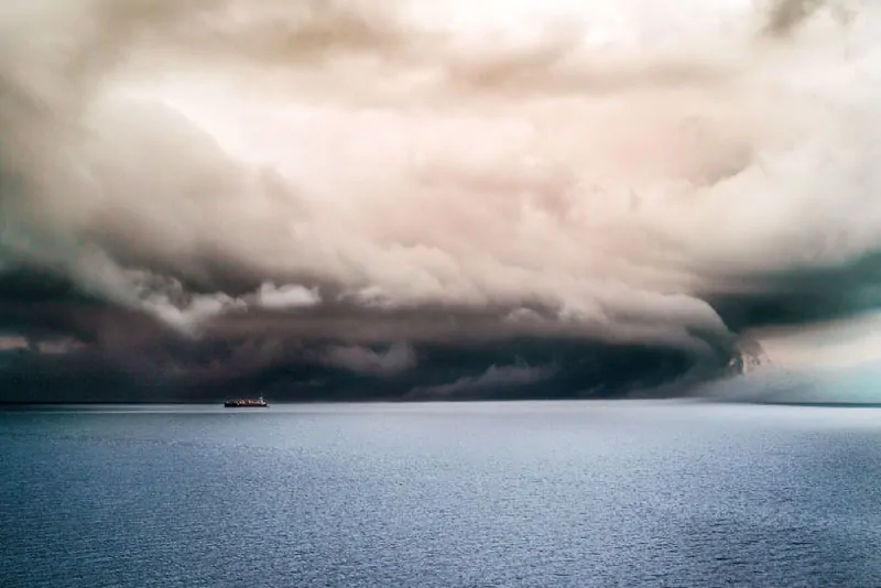Dormindo em Meio à Tempestade: O Convite à Paz de Deus
